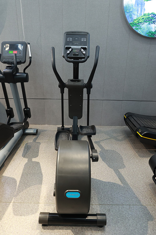 professional elliptical machine